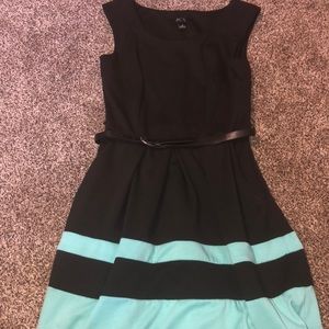 Small dress with pockets